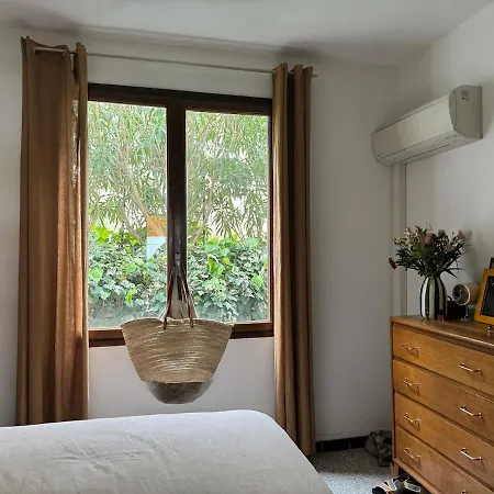 Holiday home Belle Maison Familial Au Coeur Du Village A 5mnt De La