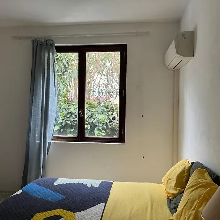 Belle Maison Familial Au Coeur Du Village A 5mnt De La Holiday home Monacia-d'Aullene
